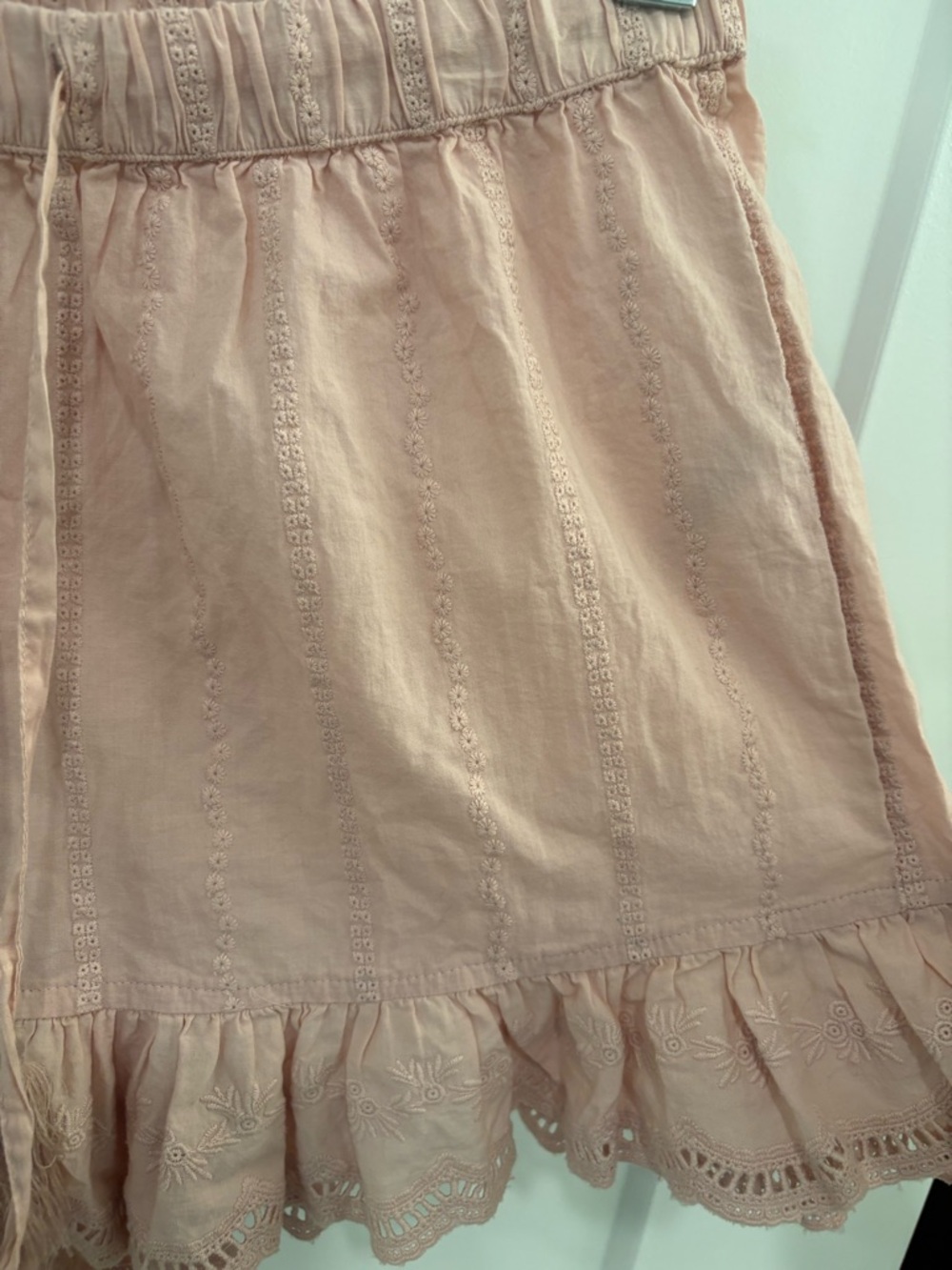 Shabby Chic Pink Cotton Eyelet Ruffled Shorts Size Small - Picture 5 of 9
